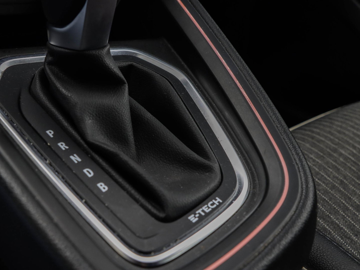 Renault Clio 1.6 E-Tech Hybrid 140 Intens Navigatie Clima PDC