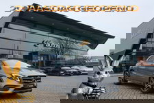 Mercedes-Benz GLA - GLA180 AMG 122pk Panoramadak Night pakket Climate control Cruise control Trekhaak 19" LMV