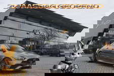 Mercedes-Benz C-Klasse - C300 AMG 258pk Panoramadak Burmester 3d Digital light Distronic+ Stuurassistent 360 camera 19" LMV