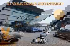 Porsche Panamera - Sport Turismo 4.0 V8 Turbo S 700pk E-Hybrid Panoramadak Keramisch Luchtvering 4-wielsturing NLauto 1e eigenaar!