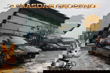 Maserati Levante - Gransport 3.0 V6 D 275pk Panoramadak Schaalstoelen VOL!!! Carbon pakket NLauto 21" LMV Stoelkoeling Luchtvering