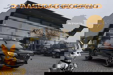 Mercedes-Benz GLC - GLC43 AMG 367pk 4MATIC Panoramadak Luchtvering Burmester Trekhaak Distronic 21" LMV Leder Command