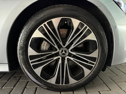 Mercedes-Benz E-Klasse Estate 300 e Luxury Line Pano|Memory