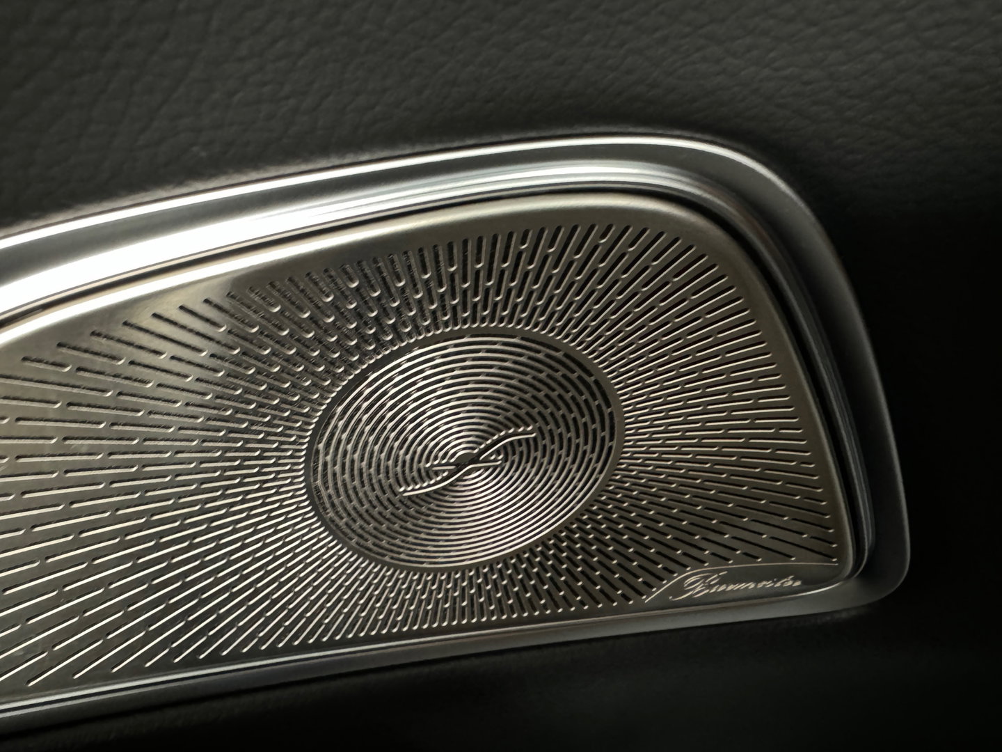 Mercedes-Benz E-Klasse Estate 300 e Luxury Line Pano|Memory