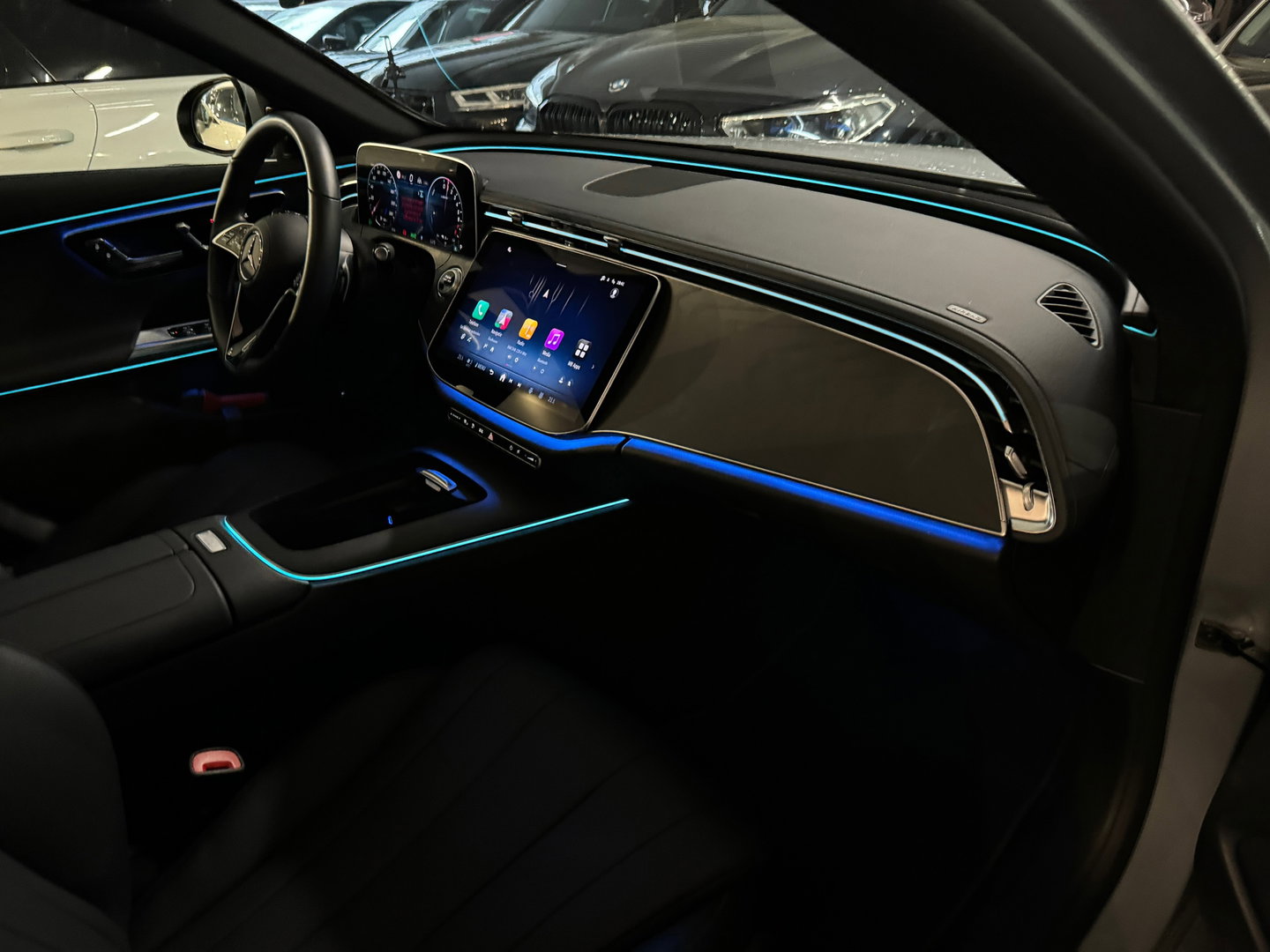 Mercedes-Benz E-Klasse Estate 300 e Luxury Line Pano|Memory