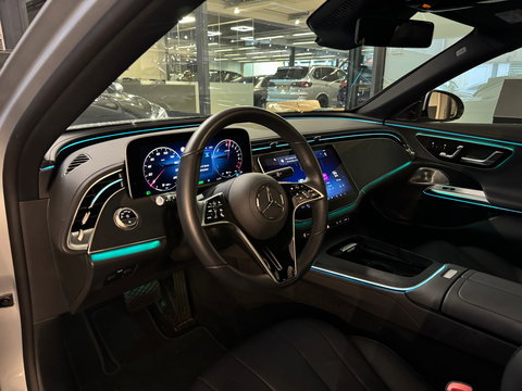 Mercedes-Benz E-Klasse Estate 300 e Luxury Line Pano|Memory