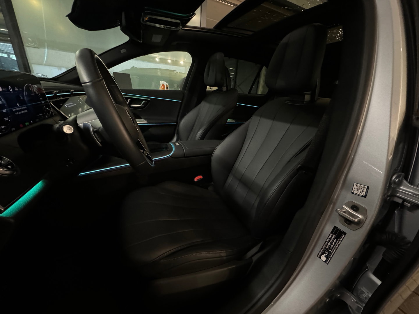 Mercedes-Benz E-Klasse Estate 300 e Luxury Line Pano|Memory