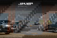 Volvo XC60 - 2.0 T5 Summum | 2e eigenaar | NL auto | BLIS | Xenon | Cruise control adaptief | Keyless entry | Leer| Memory | Navigatie | Bluetooth | Botswaarschuwing | Trekhaak