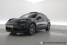 Porsche Macan - 4 100 kWh navi pano cruise camera sport chrono 20 inch !!