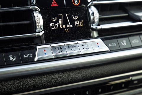 BMW X5 xDrive45e High Executive M PAKKET / BRUIN LEER / DIAMAND POOK / STOEL VERWARMING / CAMERA