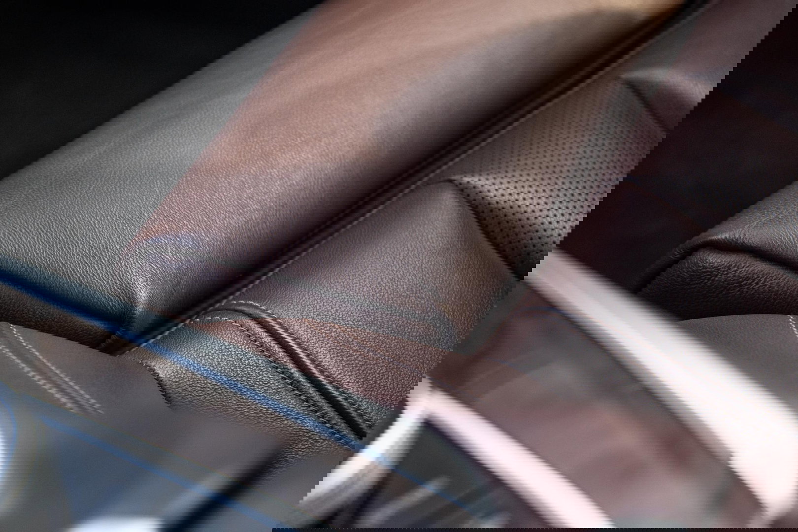 BMW X5 xDrive45e High Executive M PAKKET / BRUIN LEER / DIAMAND POOK / STOEL VERWARMING / CAMERA