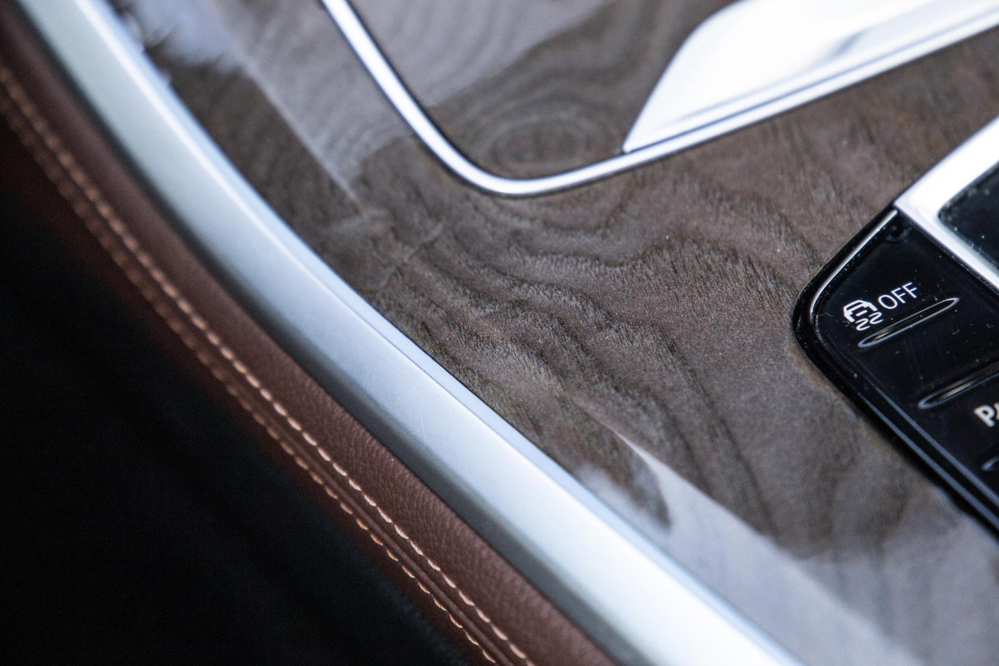 BMW X5 xDrive45e High Executive M PAKKET / BRUIN LEER / DIAMAND POOK / STOEL VERWARMING / CAMERA