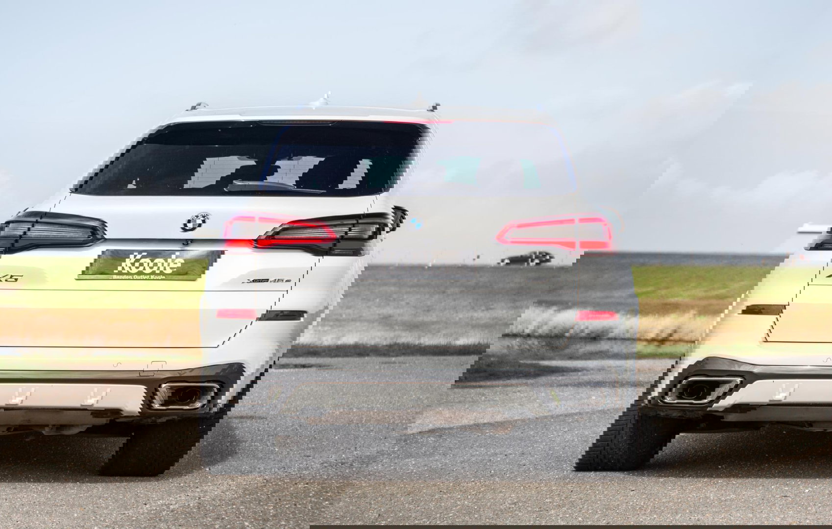 BMW X5 xDrive45e High Executive M PAKKET / BRUIN LEER / DIAMAND POOK / STOEL VERWARMING / CAMERA