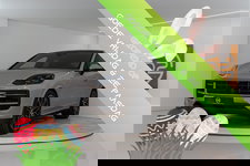 Porsche Cayenne - Coupé 3.0 E-Hybrid 462PK | Cashmere | Pano | Bose | Lucht | Trekhaak | Chrono | VOL! Fabrieksgarantie