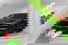 Porsche Cayenne - Coupé 3.0 E-Hybrid 462PK | InnoDrive | Bose | Trekhaak | Sportchrono | VOL! Fabrieksgarantie
