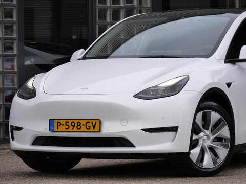 Tesla Model Y 75kWh AWD LONG RANGE/ ELEKT. KLEP/ PREMIUM AUDIO/ SOH 93%