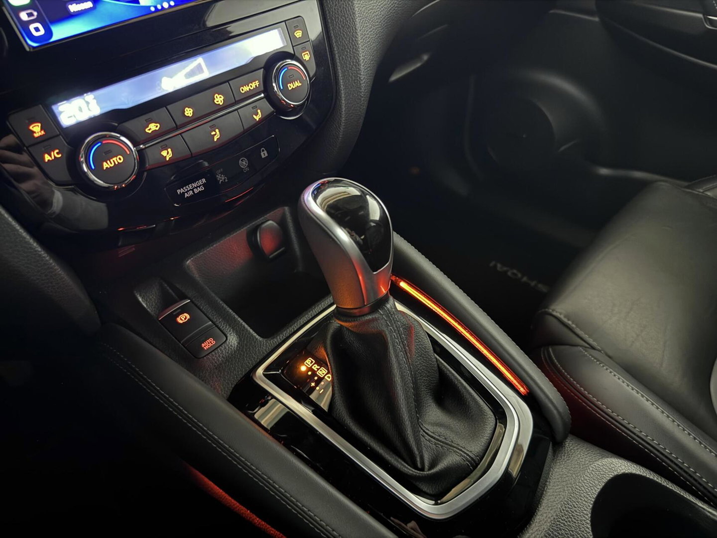 Nissan QASHQAI 1.3 DIG-T Tekna+ Pano Leer 360° CarPlay Trekh. NAP