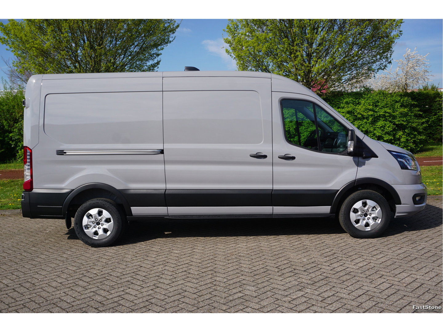 Ford Transit 350L L3H2 Limited AUT-8 165PK BPM VRIJ Navi, Adap. Cruise, 360° Cam, Trekhaak, 2x Schuifdeur!! NR. 293