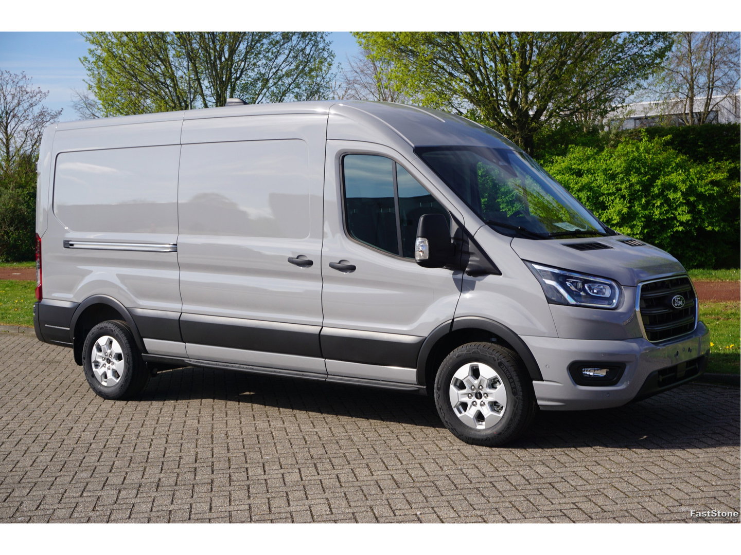 Ford Transit 350L L3H2 Limited AUT-8 165PK BPM VRIJ Navi, Adap. Cruise, 360° Cam, Trekhaak, 2x Schuifdeur!! NR. 293