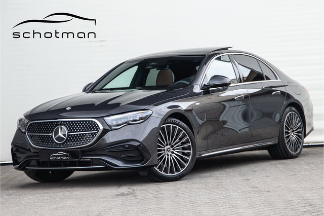 Mercedes-Benz E-Klasse - 400 e 4MATIC AMG Premium Plus, Hyperscreen, Pano, Leder, Head-up, Distronic, Trekhaak