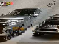 Mitsubishi Outlander - 2.0 PHEV Deluxe 204Pk Automaat (NAVIGATIE, CAMERA, LEDER/ALCANTARA, TREKHAAK, STOELVERWARMING, SPORTSTOELEN, KEYLESS, GETINT GLAS, NIEUWE APK, NIEUWSTAAT)