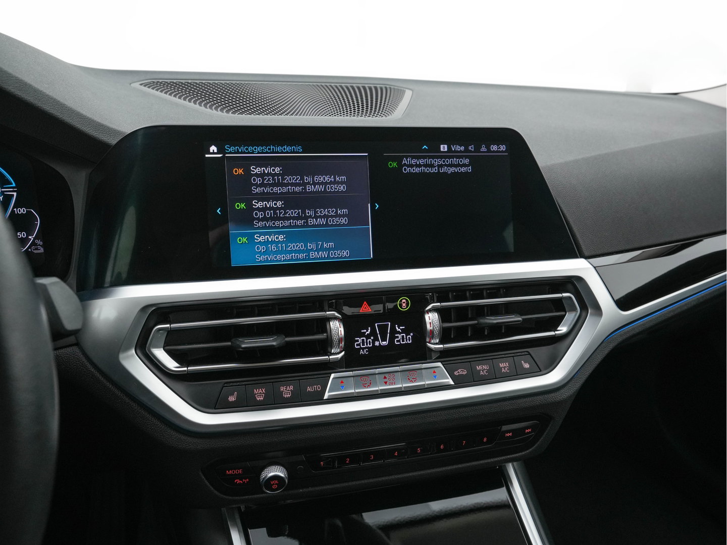 BMW 3-serie 330e eDrive Edition (INCL.BTW) Aut. *LEATHER | FULL-LED | DIGI-COCKPIT | HEATED-SPORTSEATS | PRIVACY-GLASS | AMBIENT-LIGHT | DAB | NAVI-FULLMAP | ECC | PDC | CRUISE | 18''ALU*