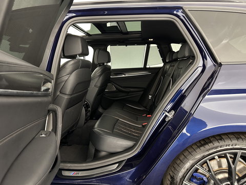 BMW 5 Serie Touring 530d High Executive Edition M-Sportpack (INCL.BTW) Aut. *PANO | HEAD-UP | LASERLIGHT | LEATHER | TOP-VIEW | HARMAN/KARDON |  ADAPTIVE-CRUISE | BLINDSPOT | HEATED-COMFORTSEATS | KEYLESS | DAB | DIGI-COCKPIT | PRIVACY-GLASS | SHIFT-P