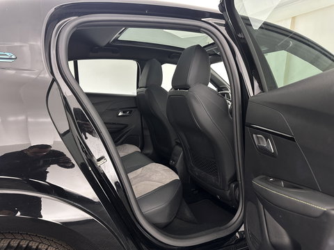 Peugeot e-208 EV GT 350 50 kWh [ 3-Fase ] *HEATPUMP | PANO | FULL-LED | DIGI-COCKPIT | BLINDSPOT | CAMERA | LEATHER-ALCANTARA | AMBIENTLIGHT | NAVI-FULLMAP | LANE-ASSIST | KEYLESS | DAB | CCS-FASTLOADER | HEATED-SPORTSEATS