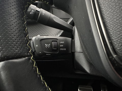 Peugeot e-208 EV GT 350 50 kWh [ 3-Fase ] *HEATPUMP | PANO | FULL-LED | DIGI-COCKPIT | BLINDSPOT | CAMERA | LEATHER-ALCANTARA | AMBIENTLIGHT | NAVI-FULLMAP | LANE-ASSIST | KEYLESS | DAB | CCS-FASTLOADER | HEATED-SPORTSEATS