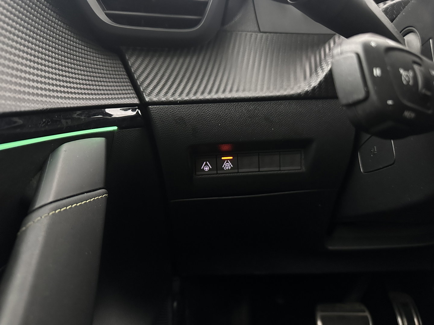 Peugeot e-208 EV GT 350 50 kWh [ 3-Fase ] *HEATPUMP | PANO | FULL-LED | DIGI-COCKPIT | BLINDSPOT | CAMERA | LEATHER-ALCANTARA | AMBIENTLIGHT | NAVI-FULLMAP | LANE-ASSIST | KEYLESS | DAB | CCS-FASTLOADER | HEATED-SPORTSEATS