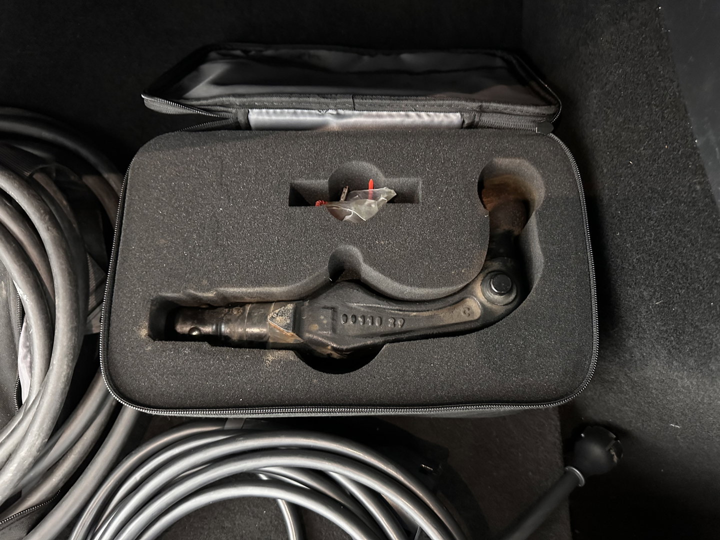 Tesla Model Y RWD 58 kWh [ 3-Fase ] {SOH-91%} (INCL-BTW) Aut. *PANO | LEATHER | TOWBAR | AUTO-PILOT | NAVI-FULLMAP | MATRIX-LED | KEYLESS | CAMERA | DAB+ | HEATED-COMFORTSEATS | PRIVACYGLASS | TOPVIEW | 19''ALU*