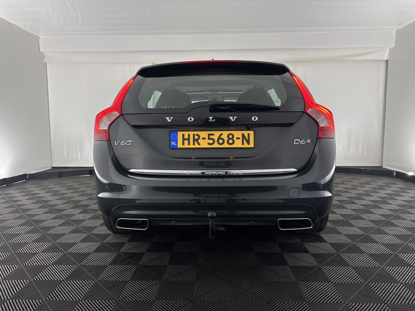 Volvo V60 2.4 D6 Twin Engine Summum (Plug-in) Aut. *PANO | LEATHER | MEMORY-PACK | NAVI-FULLMAP | HEATED-COMFORTSEATS | NAVI-FULLMAP | CAMERA | ECC | PDC | CRUISE | TOWBAR | 17''ALU*