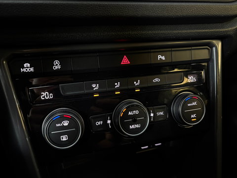 Volkswagen T-Roc 1.5 TSI R-Line Cam*Led*Keyless*Blindspot