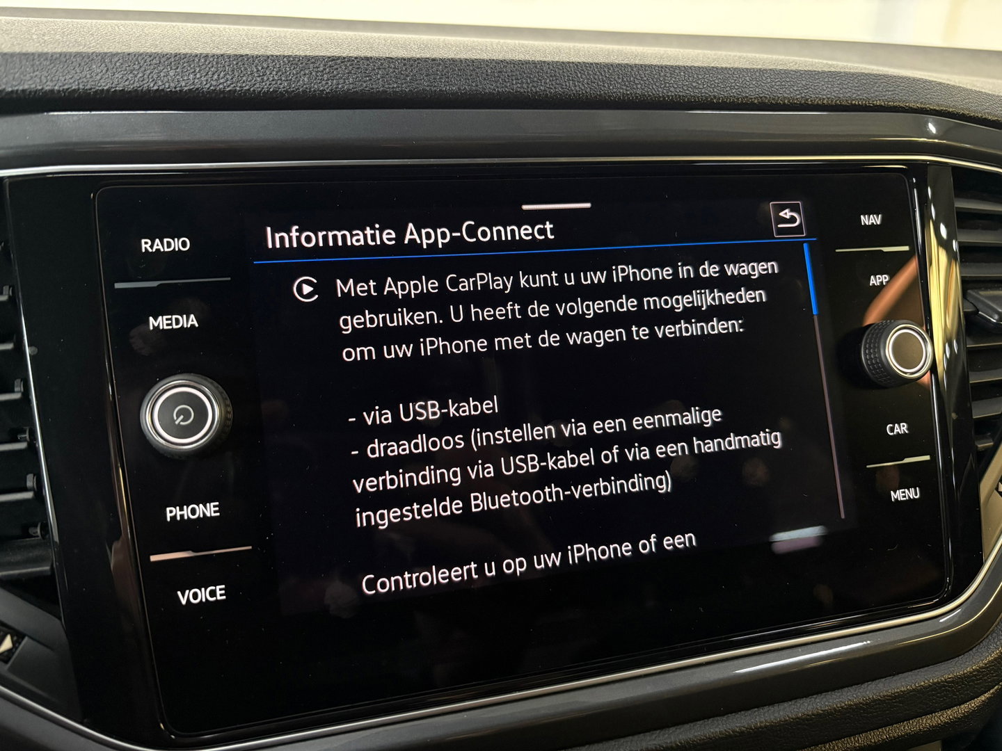 Volkswagen T-Roc 1.5 TSI R-Line Cam*Led*Keyless*Blindspot