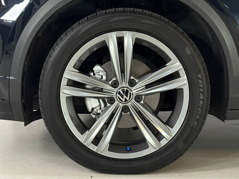 Volkswagen T-Roc 1.5 TSI R-Line Cam*Led*Keyless*Blindspot