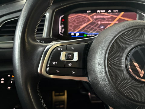 Volkswagen T-Roc 1.5 TSI R-Line Cam*Led*Keyless*Blindspot