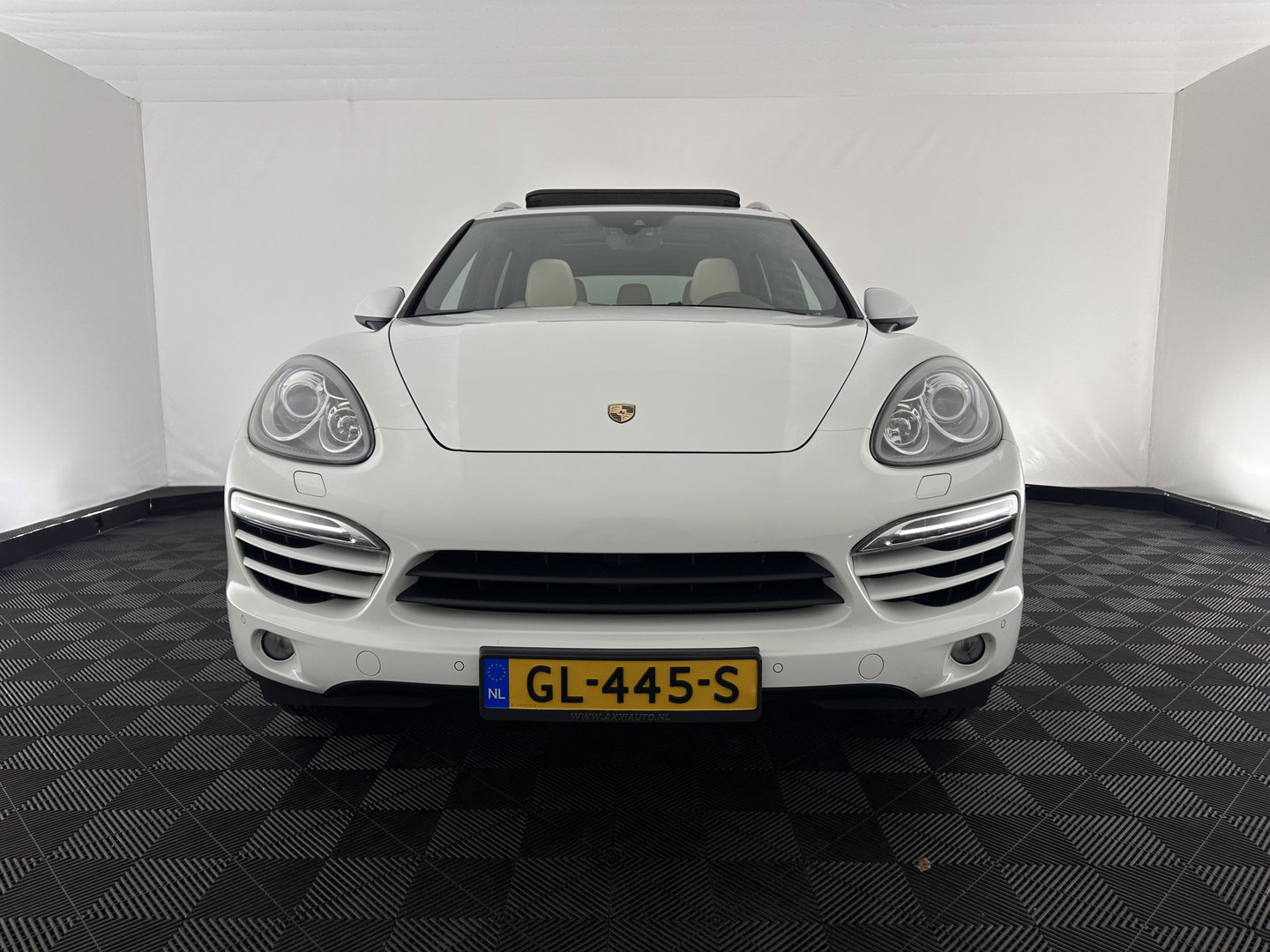 Porsche Cayenne 3.0 D Platinum Edition Aut. *PANO | LEATHER | XENON | BOSE-SOUND |CAMERA | HEATED-COMFORTSEATS | NAVI-FULLMAP | BLINDSPOT | AIR-SUSPENSION | ECC | PDC | CRUISE | 20''ALU*