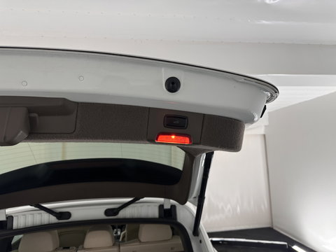 Porsche Cayenne 3.0 D Platinum Edition Aut. *PANO | LEATHER | XENON | BOSE-SOUND |CAMERA | HEATED-COMFORTSEATS | NAVI-FULLMAP | BLINDSPOT | AIR-SUSPENSION | ECC | PDC | CRUISE | 20''ALU*