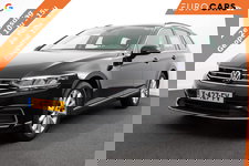 Volkswagen Passat - Variant 1.4 TSI PHEV GTE | Adaptive Cruise Control | Lane Assist | Keyless Go | Navigatie | Camera | Massage Stoel |