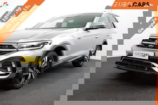 Volkswagen T-Roc - 1.5 TSI 150pk DSG R-Line | Navigatie | Apple Carplay/Android Auto | Parkeersensoren | Camera | Blind Spot Assist | Adaptive Cruise Control | Elektrische achterklep | Stoel- en stuurverwarming | Climate Control | Ledverlichting | Virtual Cockpit