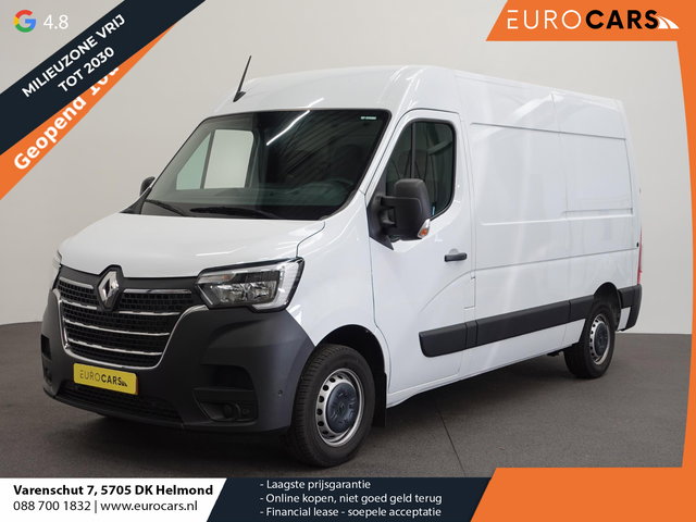 Renault Master - T33 2.3 dCi 135 L2H2 BPM VRIJ ! Airco Cruise control Parkeersensoren Navigatie Trekhaak