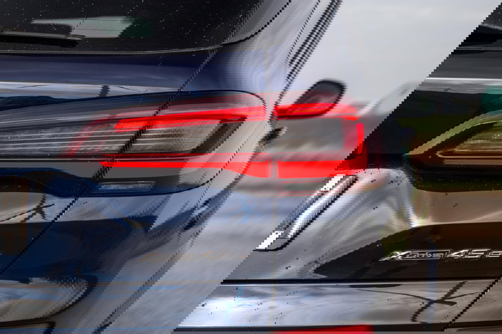 BMW X5 xDrive45e High Executive SKYLOUNGE / LASER / 4WIELSTURING / DIMAND POOK / LEDER / MAXTON / M PAKKET