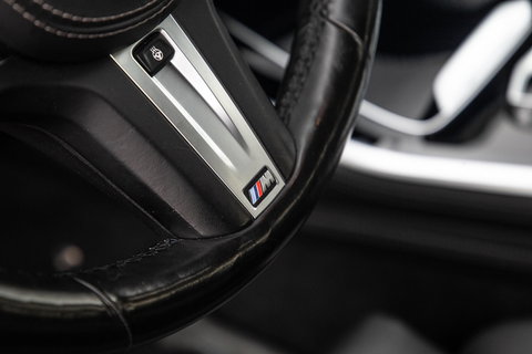 BMW X5 xDrive45e High Executive SKYLOUNGE / LASER / 4WIELSTURING / DIMAND POOK / LEDER / MAXTON / M PAKKET