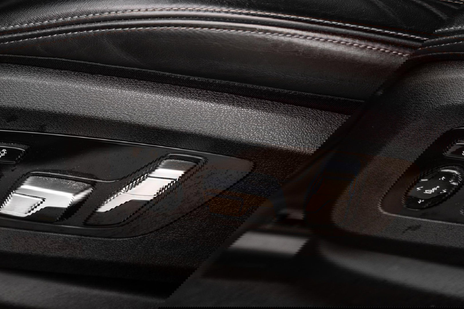 BMW X5 xDrive45e High Executive SKYLOUNGE / LASER / 4WIELSTURING / DIMAND POOK / LEDER / MAXTON / M PAKKET