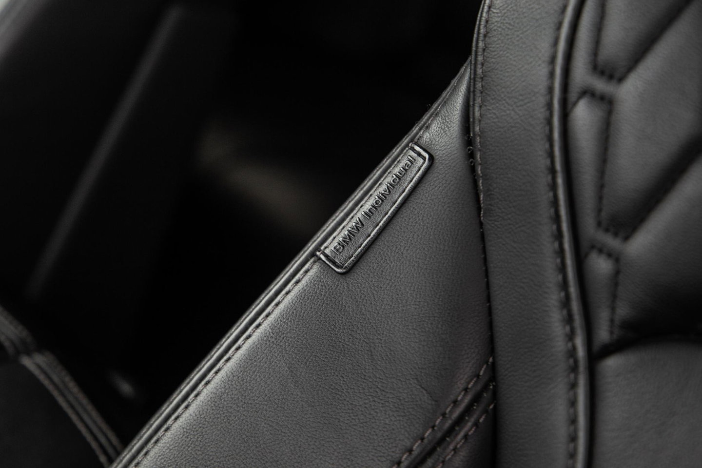 BMW X5 xDrive45e High Executive SKYLOUNGE / LASER / 4WIELSTURING / DIMAND POOK / LEDER / MAXTON / M PAKKET