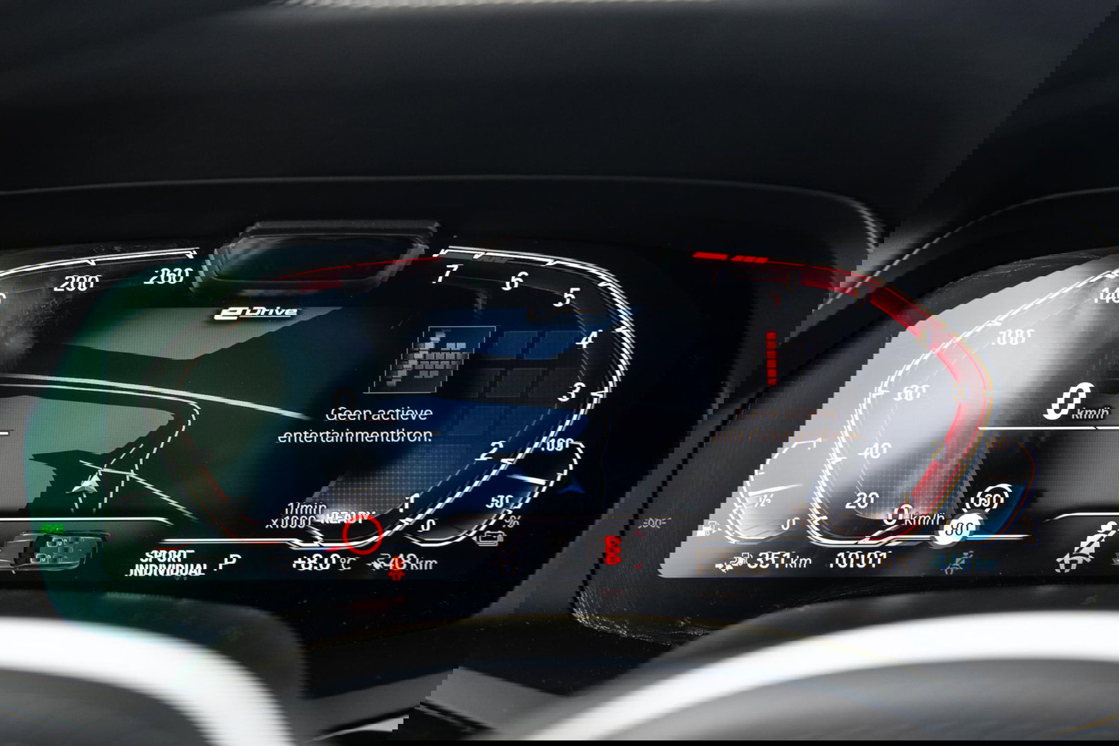 BMW X5 xDrive45e High Executive SKYLOUNGE / LASER / 4WIELSTURING / DIMAND POOK / LEDER / MAXTON / M PAKKET