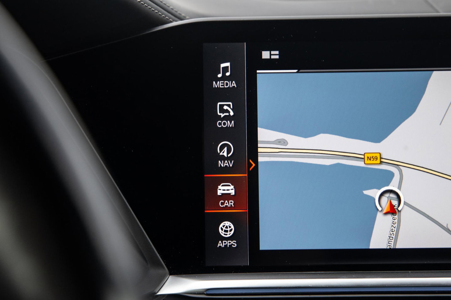 BMW X5 xDrive45e High Executive SKYLOUNGE / LASER / 4WIELSTURING / DIMAND POOK / LEDER / MAXTON / M PAKKET