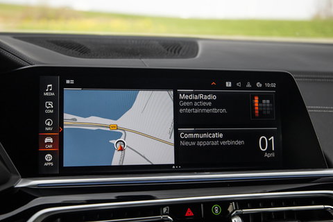 BMW X5 xDrive45e High Executive SKYLOUNGE / LASER / 4WIELSTURING / DIMAND POOK / LEDER / MAXTON / M PAKKET