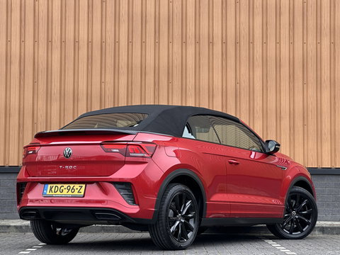 Volkswagen T-Roc Cabrio 1.5 TSI R-Line | Apple Carplay | Android Auto | Stuurverwarming | Stoelverwarming | Camera | Adaptieve Cruise Control | Lane Assist | Dodehoeksensor | DAB |