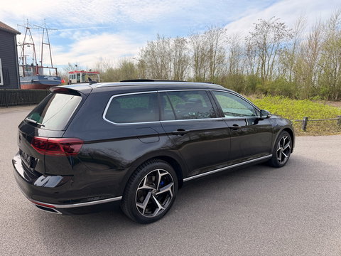 Volkswagen Passat Variant 1.4 TSI PHEV GTE PANORAMDAK VIRTUAL COCKPIT LEER NAVI CAMERA IQ-MATRIX ELECTR-TREKHAAK